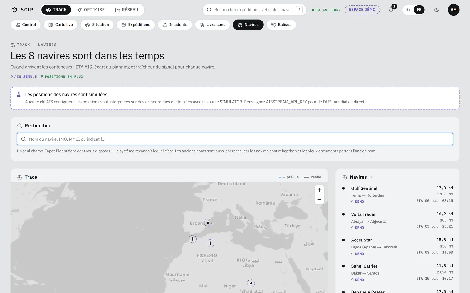 Écran Navires de SCIP : « Les 8 navires sont dans les temps », les huit navires du jeu de démonstration.